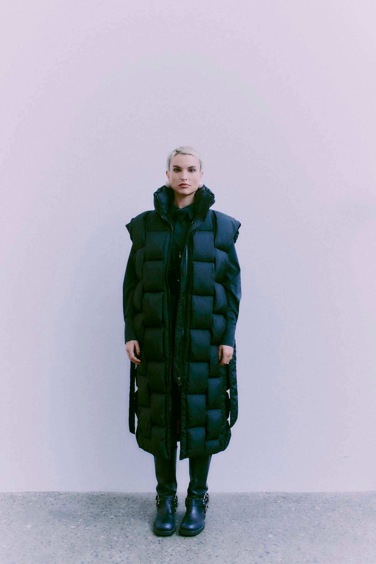 CMNICCO - DUNWAISTCOAT I SORT