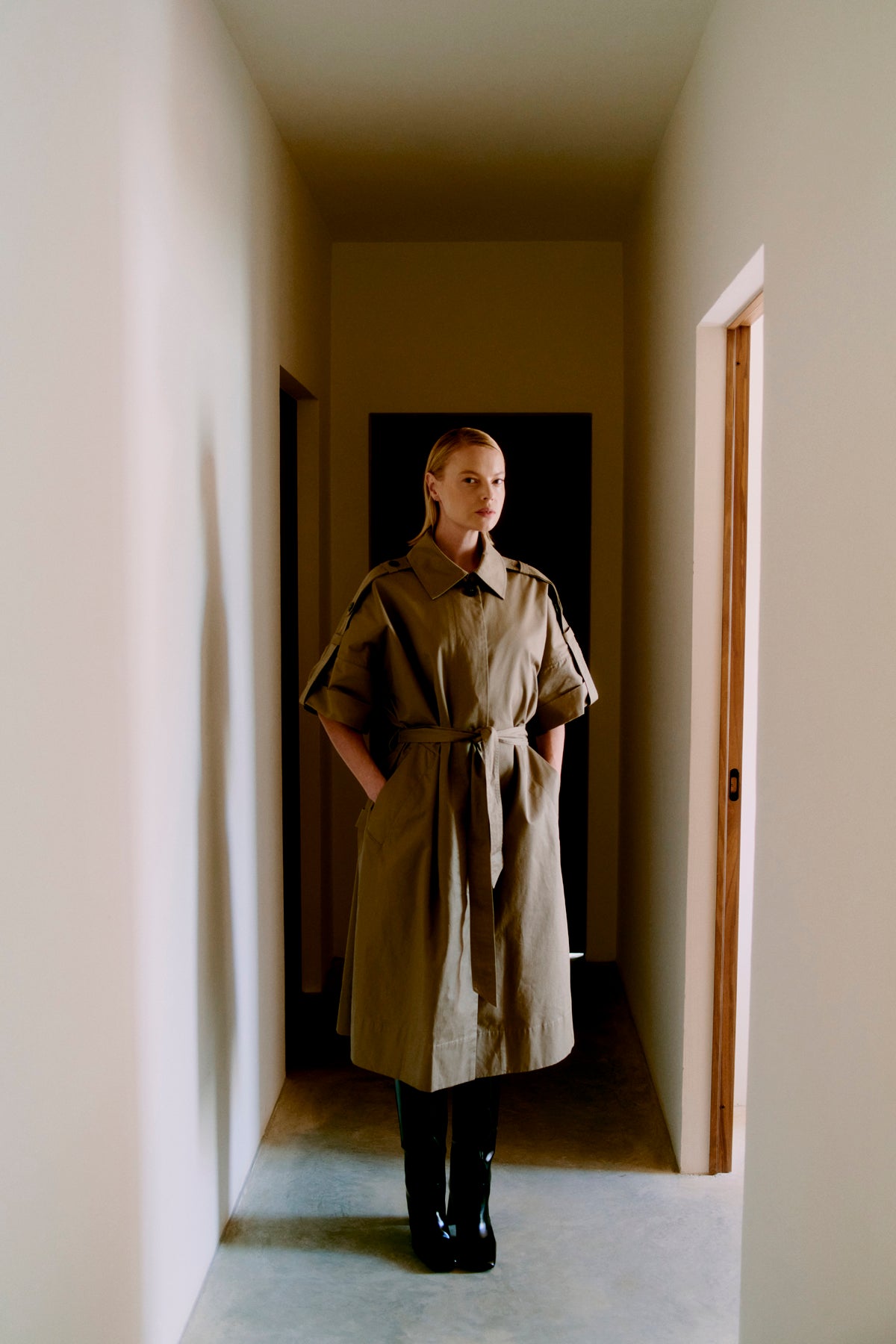 CMFLOT - TRENCHCOAT I BEIGE