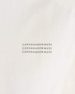 CMMUSE - T-SHIRT I RÅHVID
