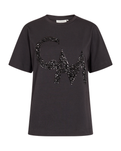 CMVELA - T-SHIRT MED LOGO I SORT