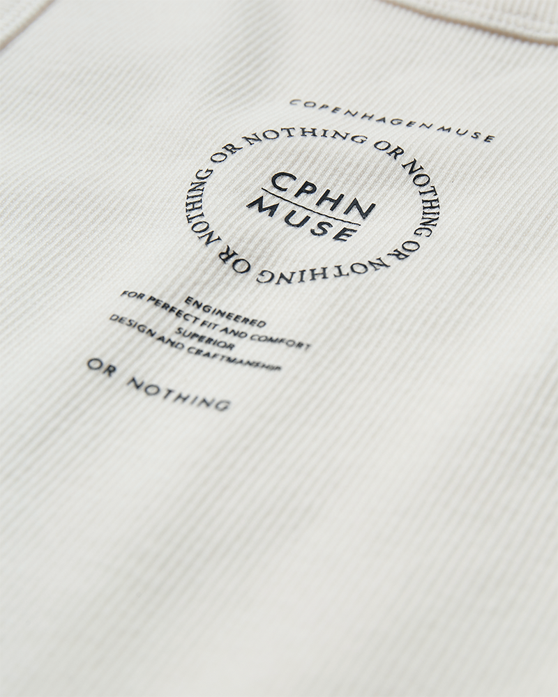 CMSIV - VENDBAR LOGO TOP I RÅHVID