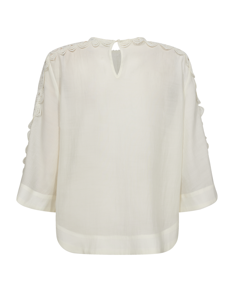 CMMOLLY - BLUSE MED BLONDER I RÅHVID