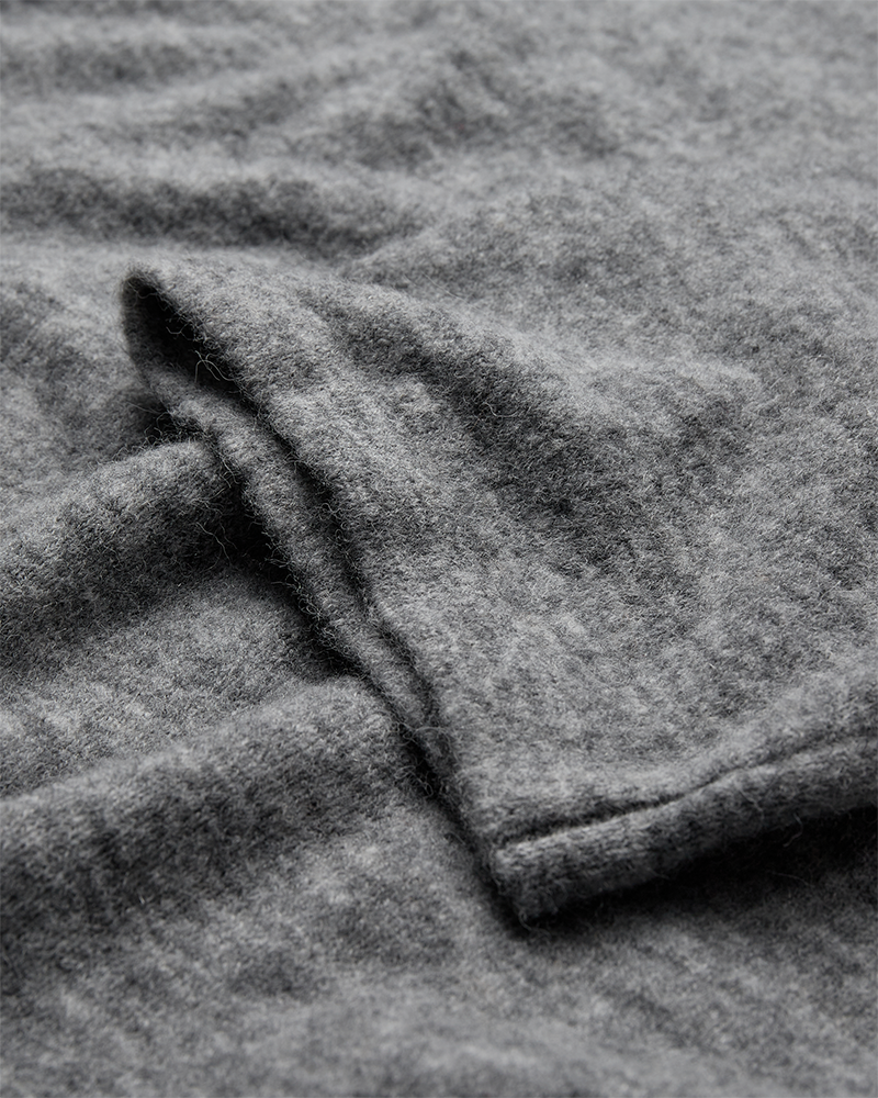 CMIBRA-RAGLAN-PULLOVER I GRÅ