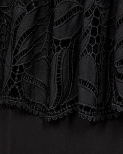 CMMOLLY - OFF-SHOULDER BLUSE I SORT