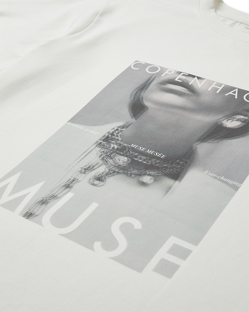 CMMUSE - T-SHIRT I RÅHVID