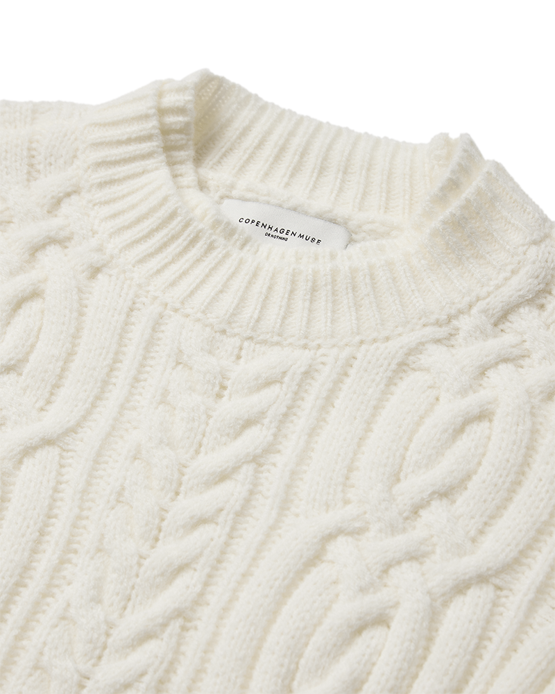 CMYARI - STRIKKET PULLOVER I HVID