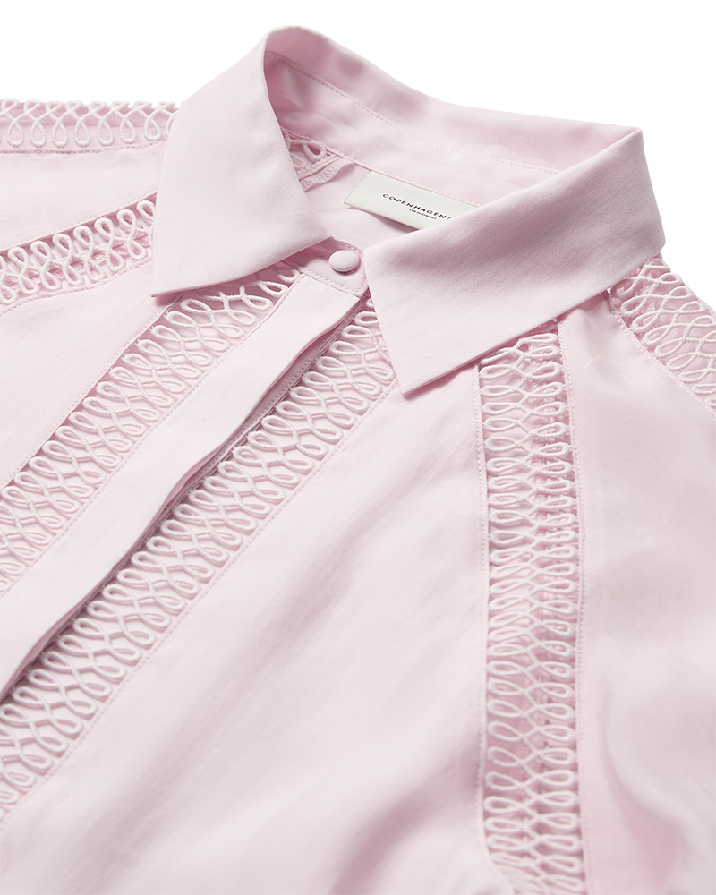 CMMOLLY - SKJORTE MED BLONDER I ROSA