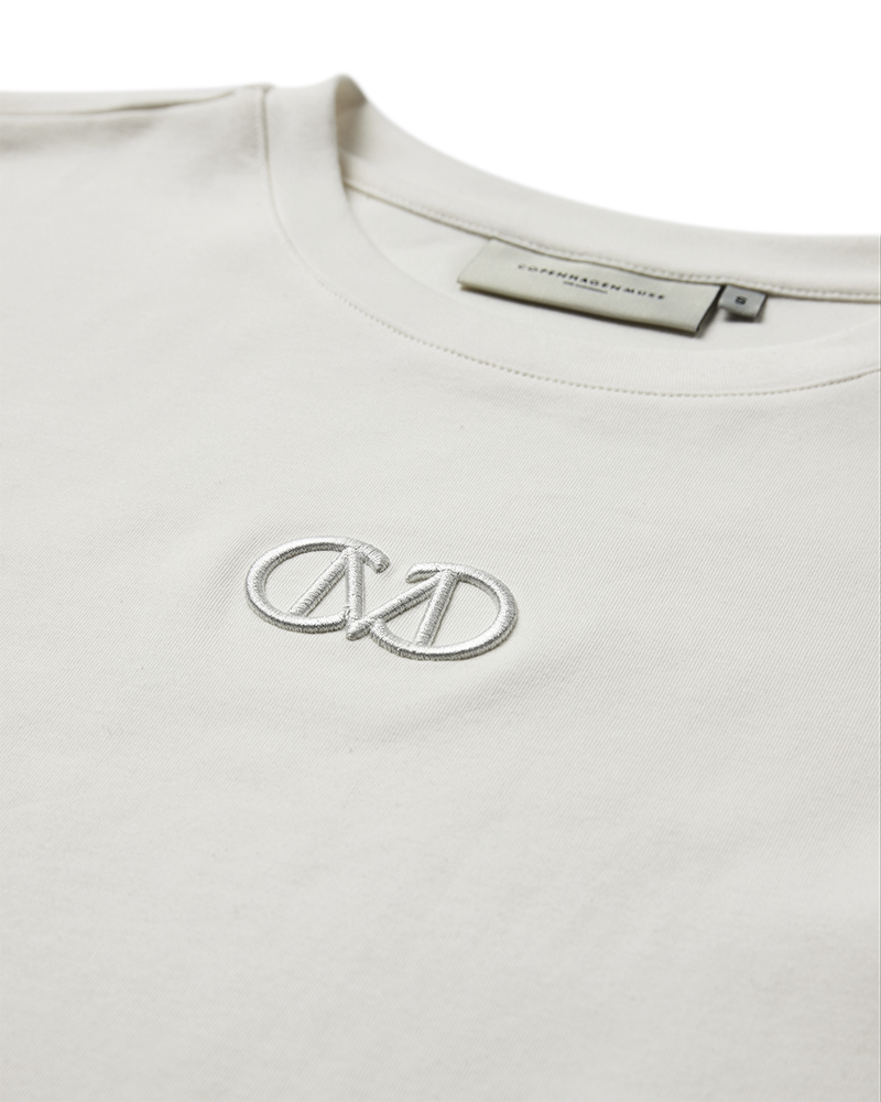 CMMUSE - T-SHIRT I HVID